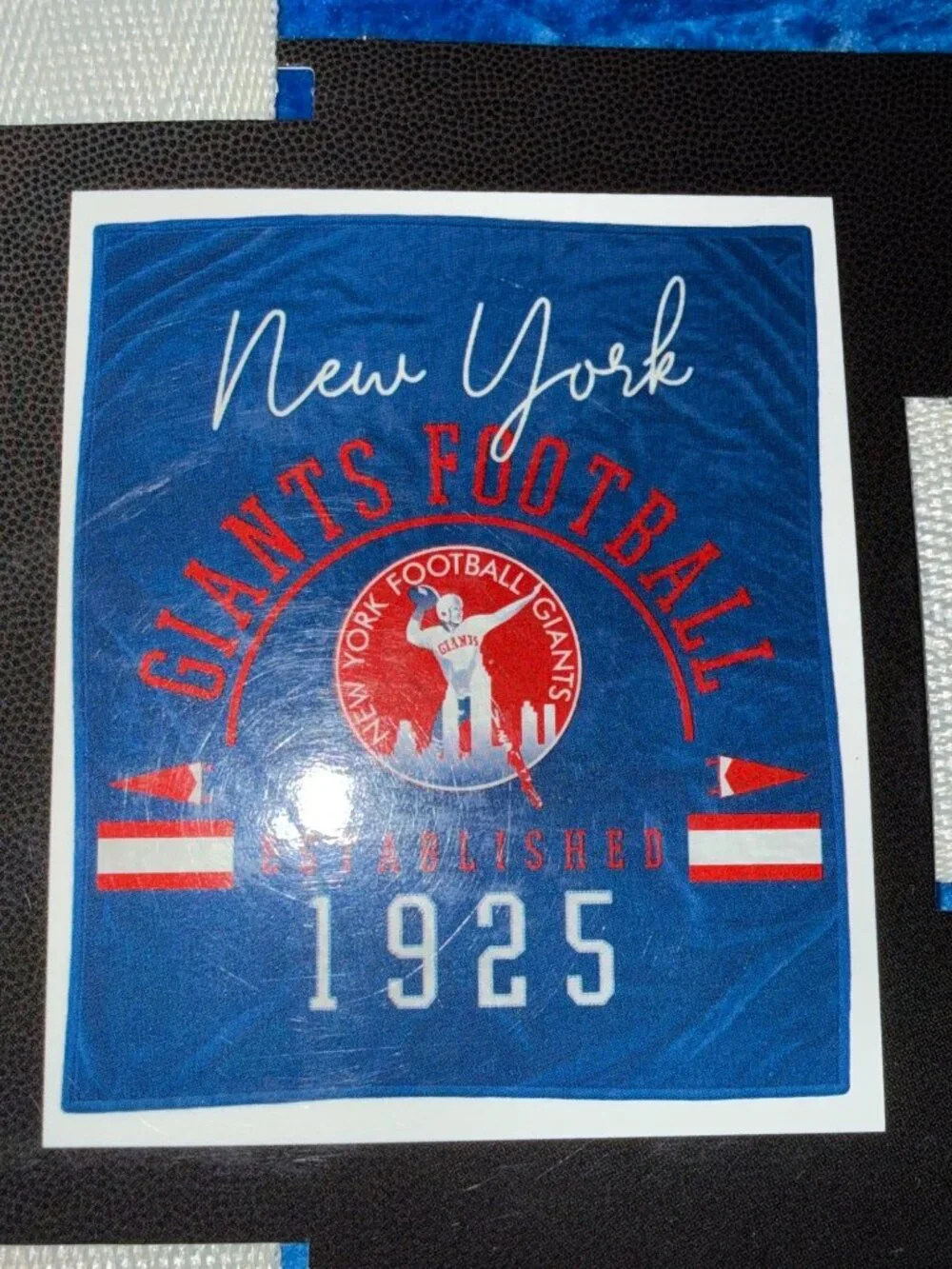 New York Giants Plush Throw Bed Blanket Retro Logo 60'' X 70'' New with Tag